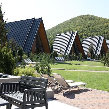 Freskia Resort Урошевац Экстерьер фото