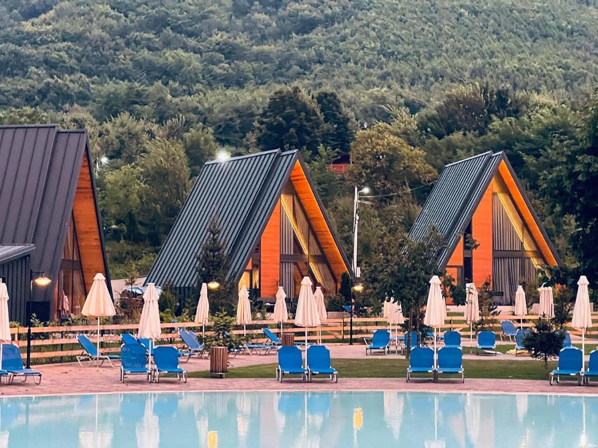 Freskia Resort Урошевац Экстерьер фото